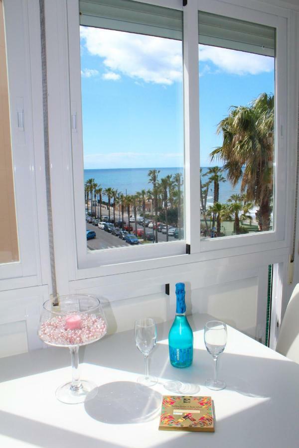 Beach Apartment El Faro Torrox Dış mekan fotoğraf