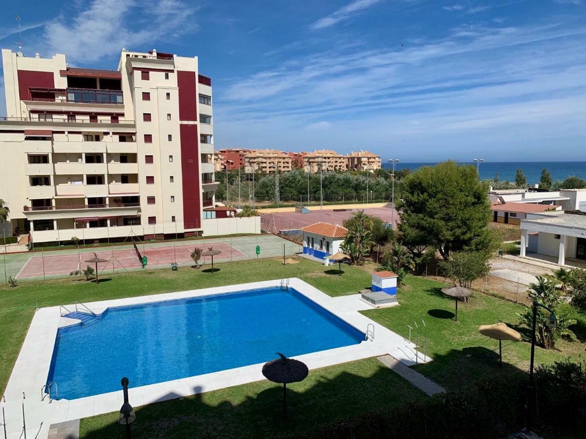 Beach Apartment El Faro Torrox Dış mekan fotoğraf
